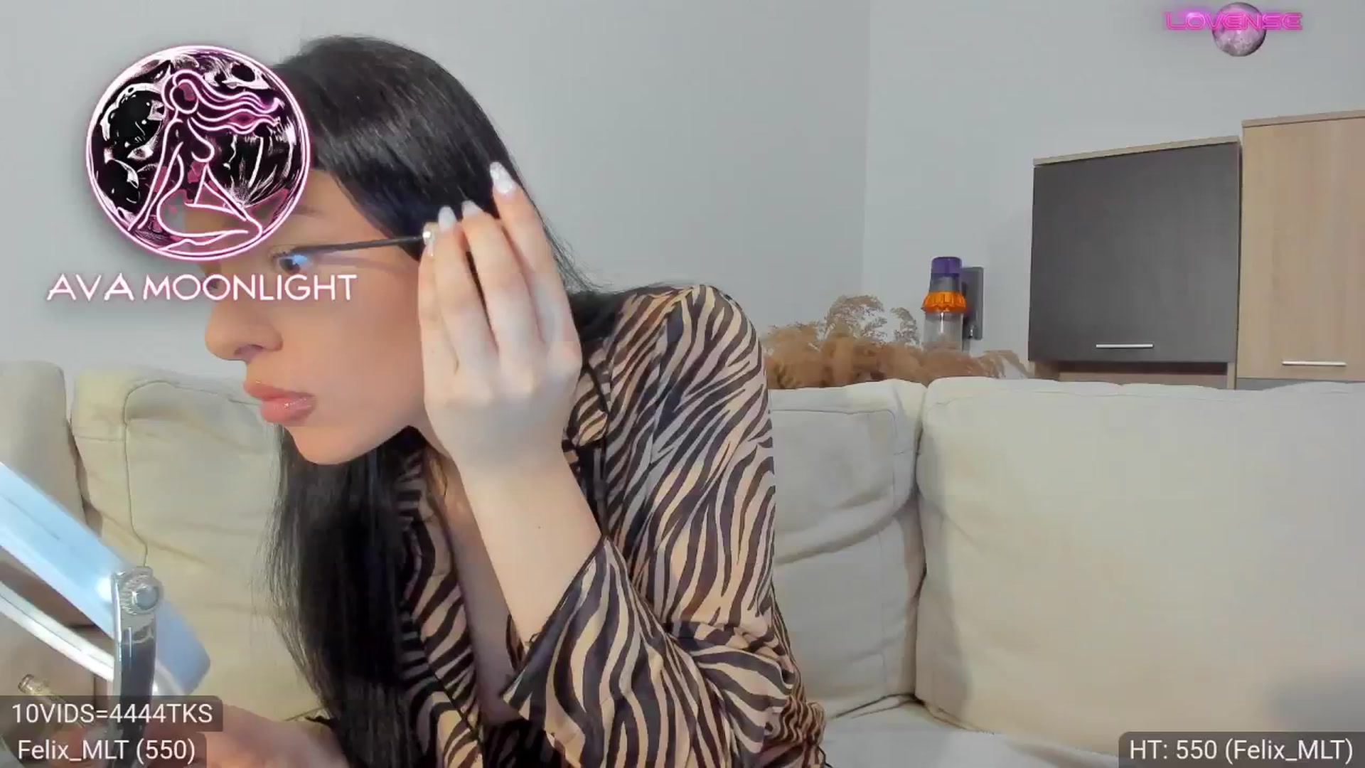 Gallery image thumbnail from AvaMoonlight's myfreecams stream on, 01/23/2025, 17:02 image 18 of 20