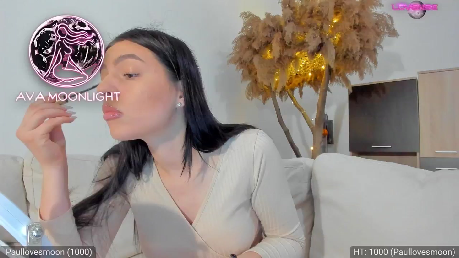 Gallery image thumbnail from AvaMoonlight's myfreecams stream on, 01/25/2025, 17:09 image 19 of 20