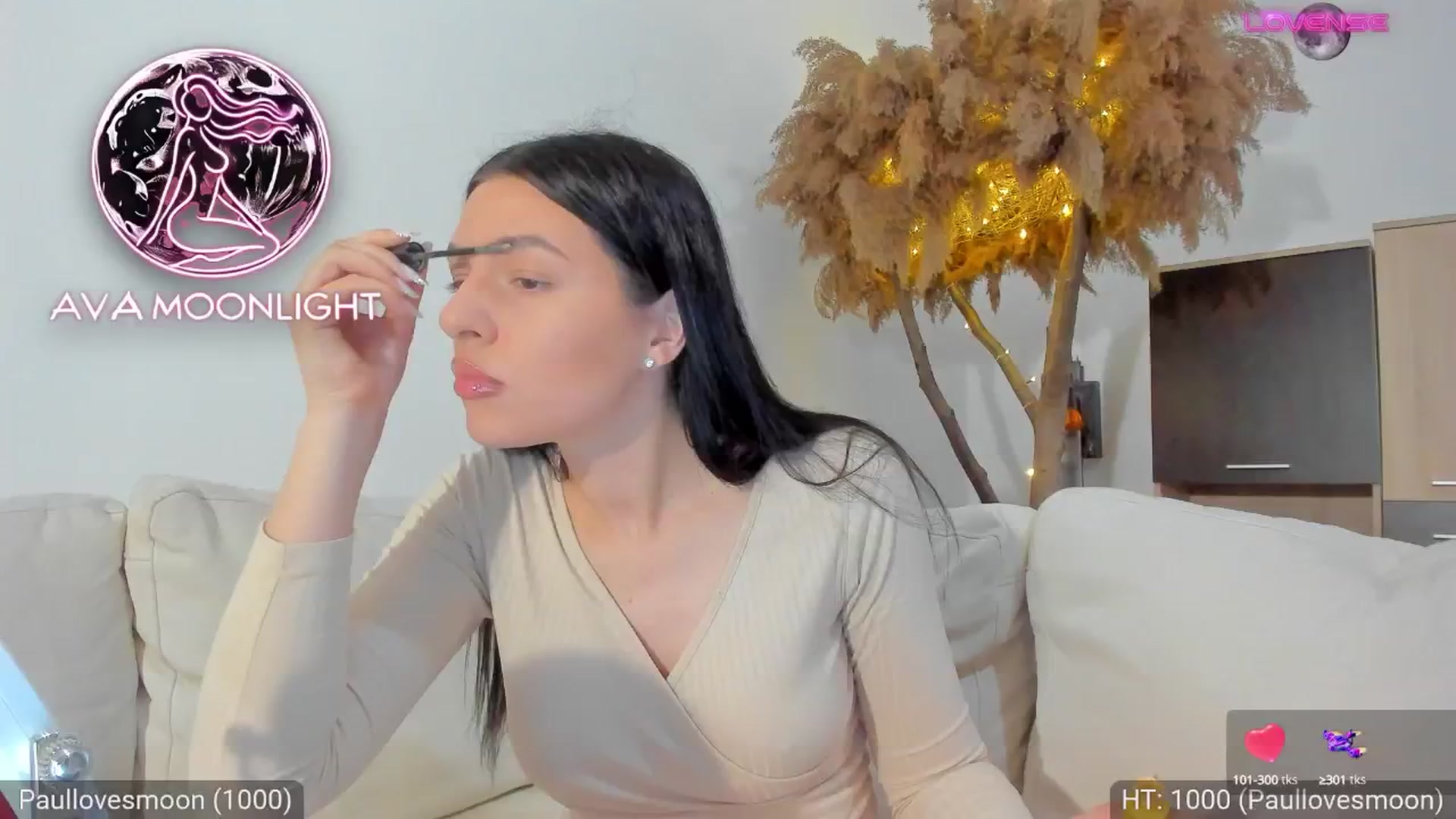 Gallery image thumbnail from AvaMoonlight's myfreecams stream on, 01/25/2025, 17:09 image 14 of 20