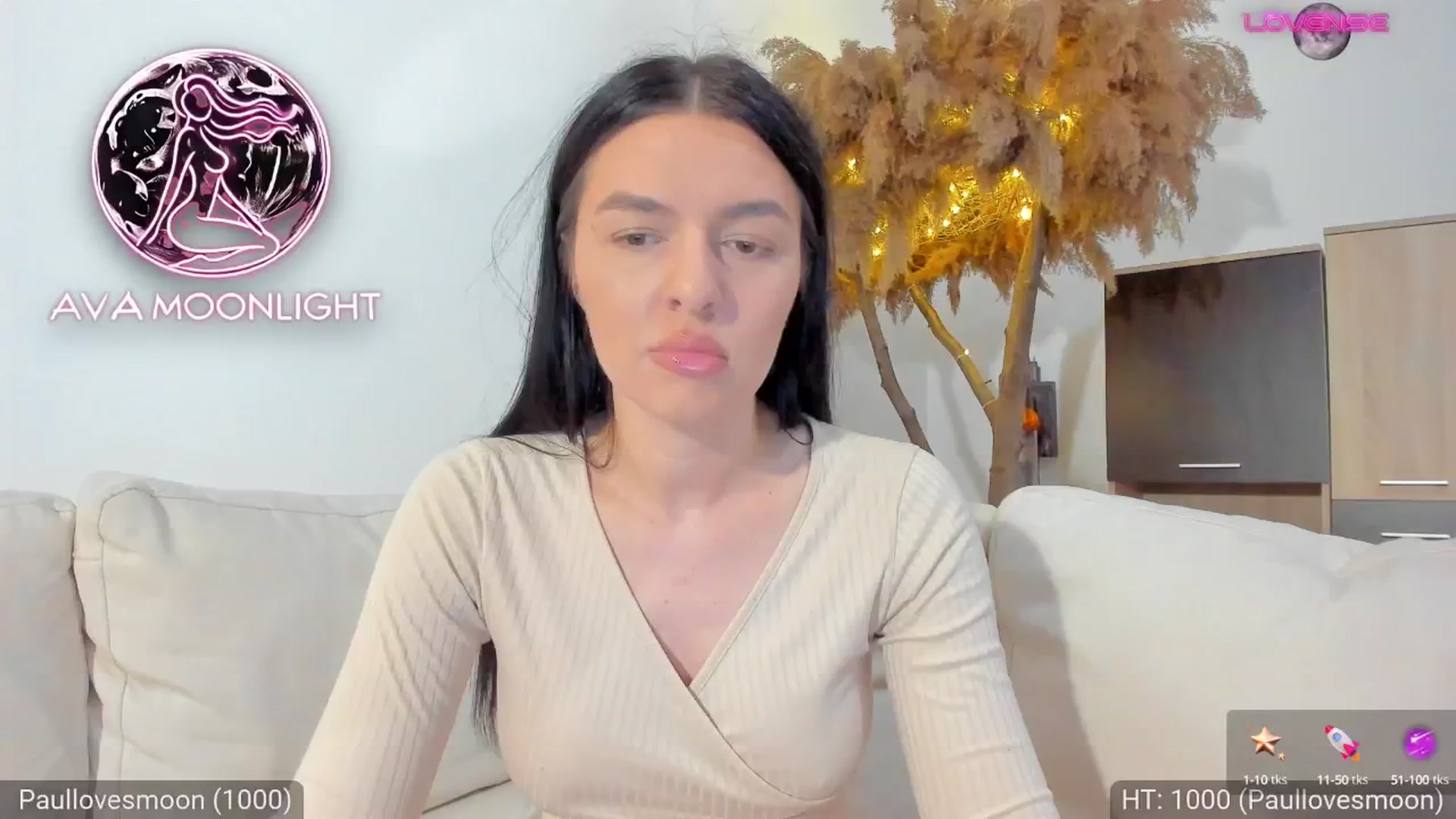 Gallery image thumbnail from AvaMoonlight's myfreecams stream on, 01/25/2025, 17:09 image 15 of 20