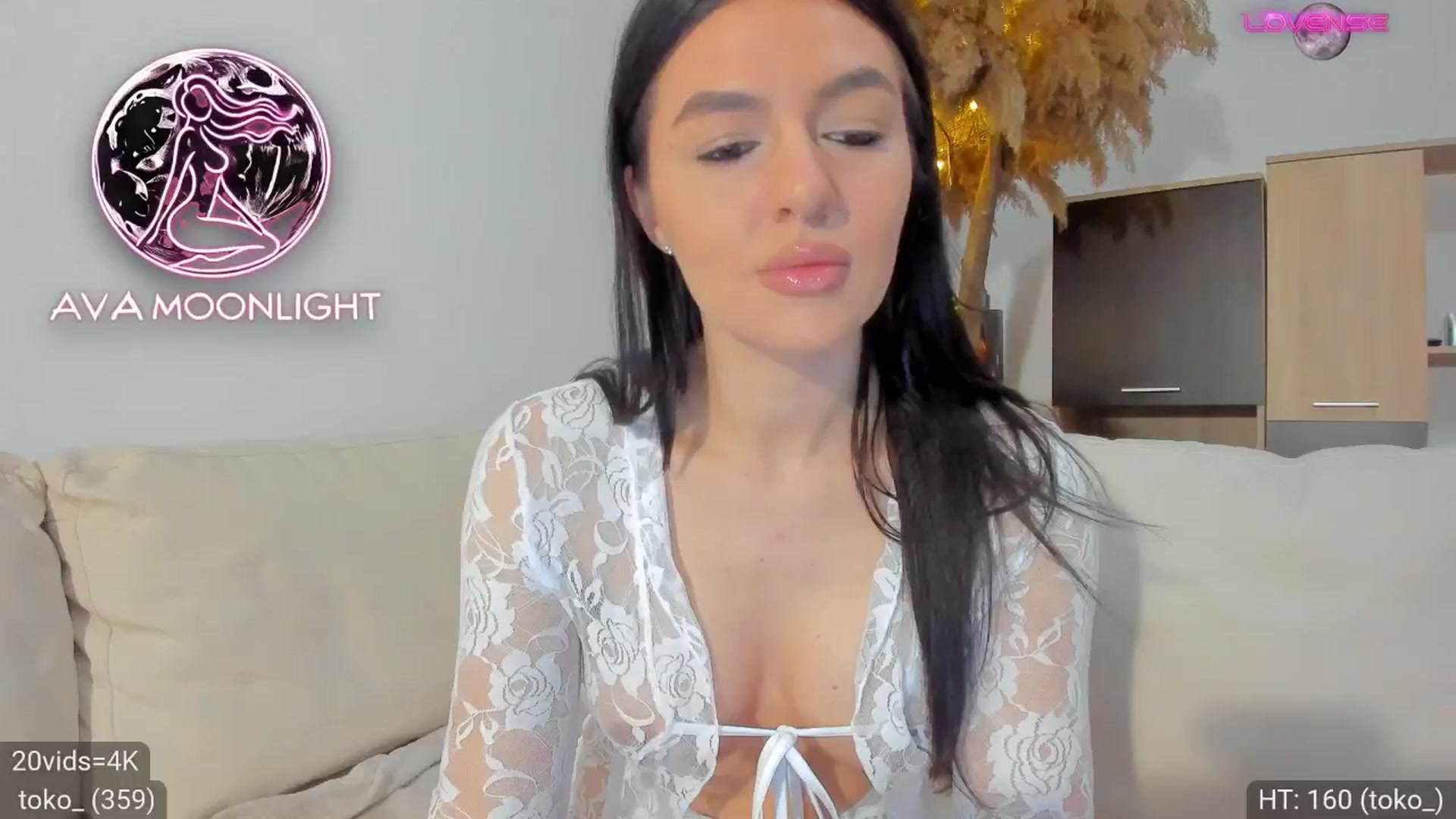 Gallery image thumbnail from AvaMoonlight's myfreecams stream on, 01/26/2025, 17:00 image 20 of 20