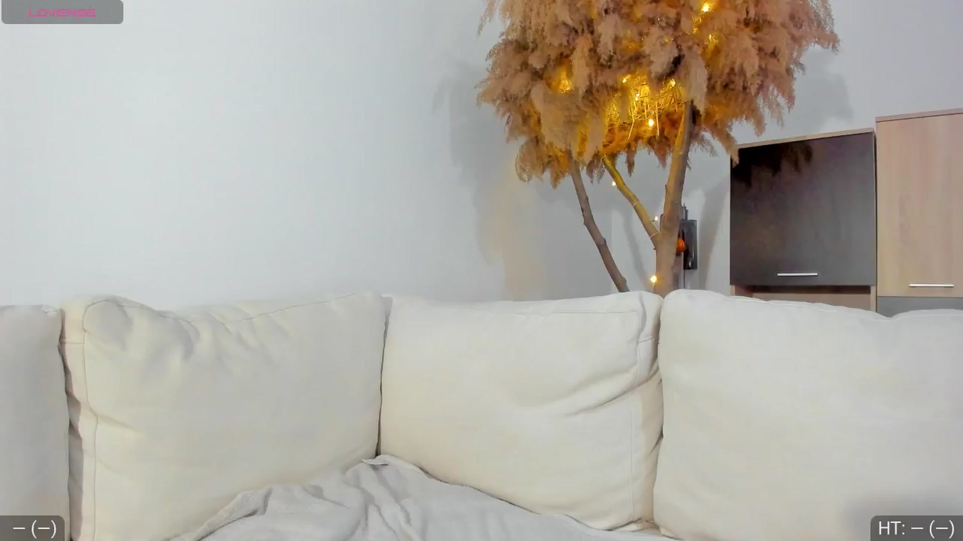 Gallery image thumbnail from AvaMoonlight's myfreecams stream on, 01/26/2025, 17:00 image 2 of 20