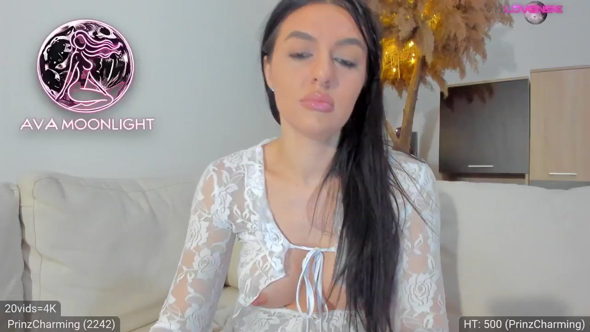 Gallery image thumbnail from AvaMoonlight's myfreecams stream on, 01/27/2025, 01:36 image 8 of 20