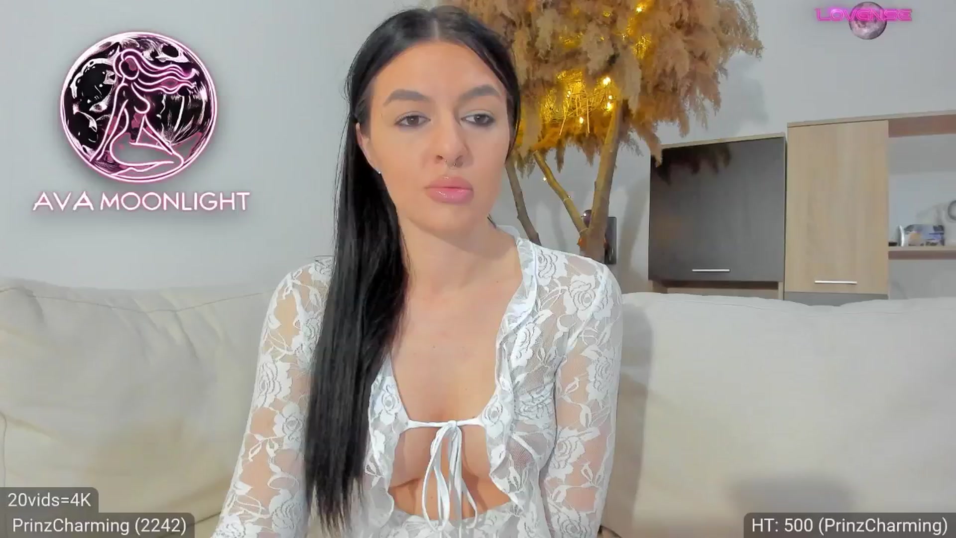 Gallery image thumbnail from AvaMoonlight's myfreecams stream on, 01/27/2025, 01:36 image 12 of 20