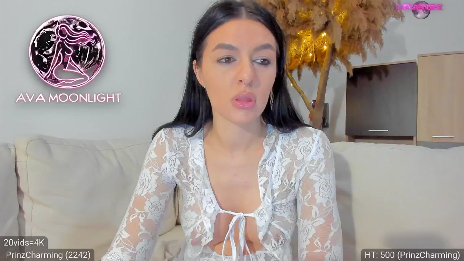 Gallery image thumbnail from AvaMoonlight's myfreecams stream on, 01/27/2025, 01:36 image 6 of 20