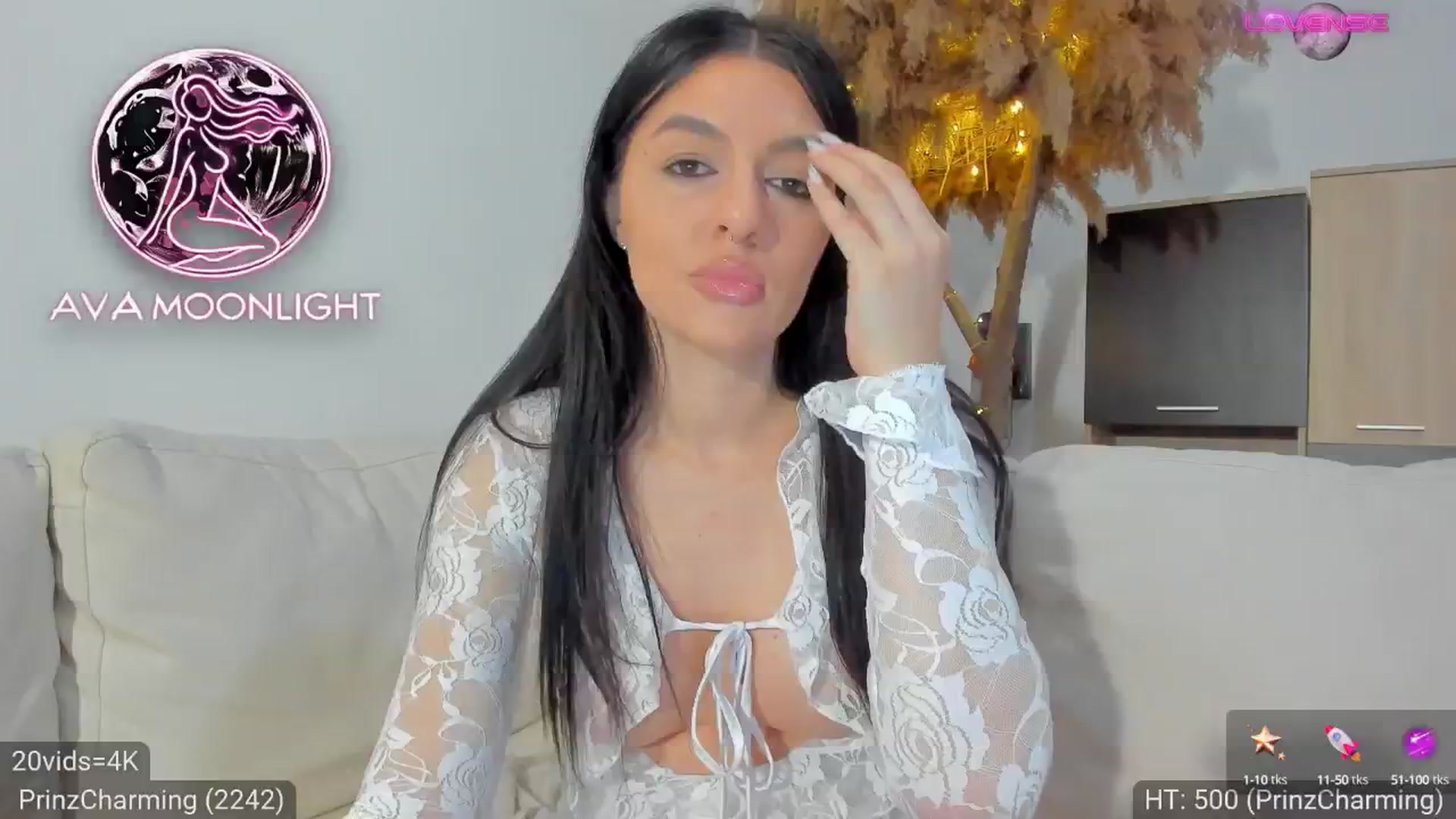 Gallery image thumbnail from AvaMoonlight's myfreecams stream on, 01/27/2025, 01:36 image 4 of 20