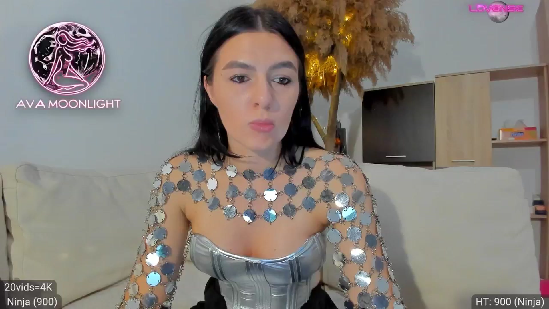 Gallery image thumbnail from AvaMoonlight's myfreecams stream on, 01/31/2025, 17:16 image 13 of 20