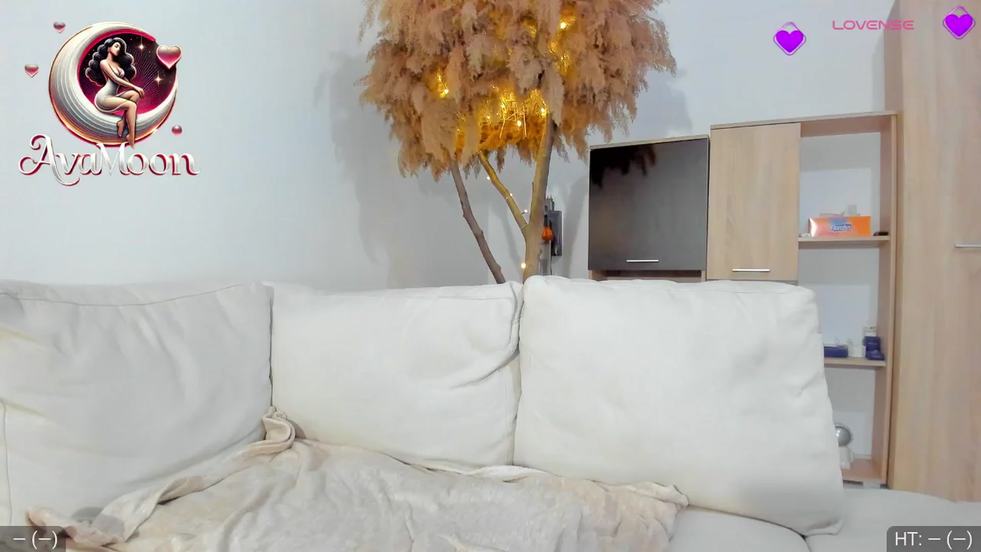 Gallery image thumbnail from AvaMoonlight's myfreecams stream on, 02/18/2025, 17:10 image 2 of 20