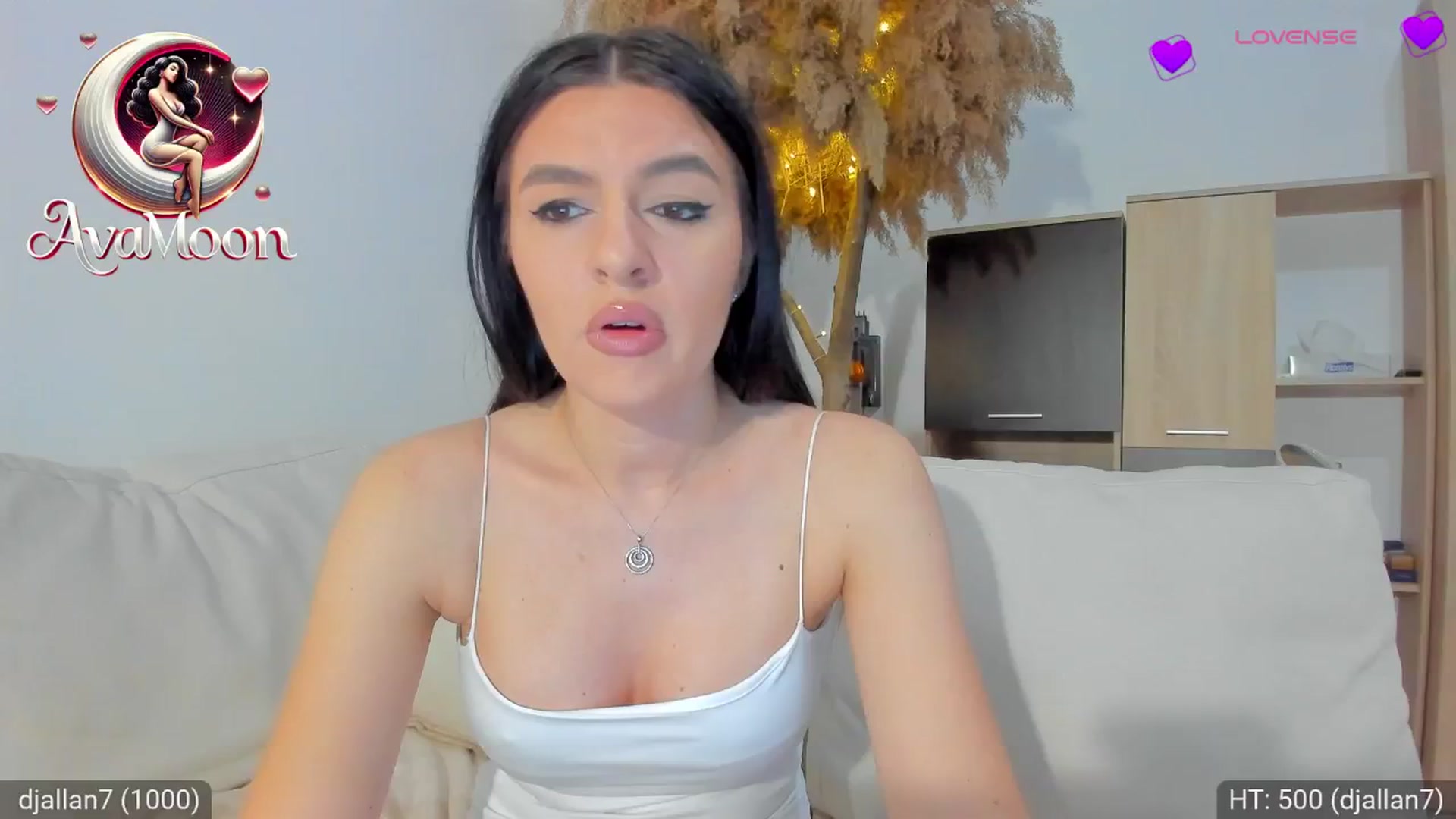 Gallery image thumbnail from AvaMoonlight's myfreecams stream on, 02/26/2025, 01:03 image 2 of 20
