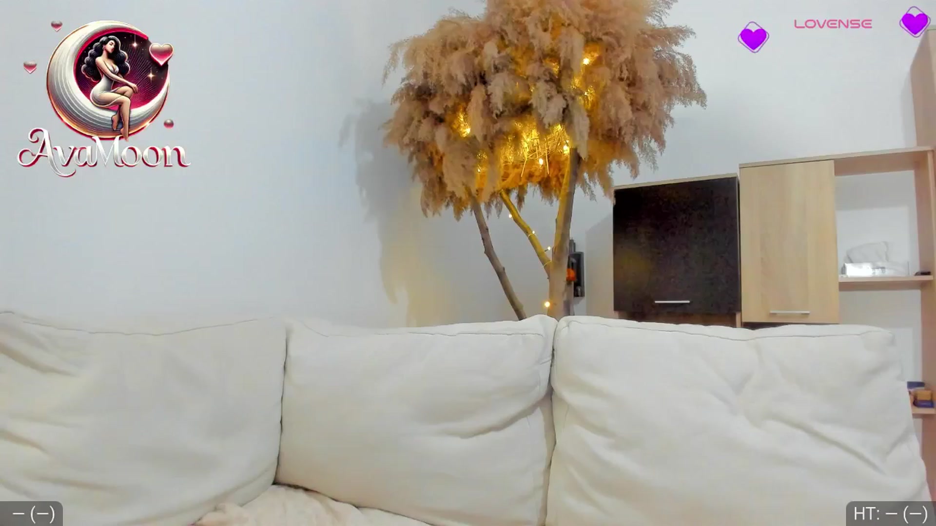 Gallery image thumbnail from AvaMoonlight's myfreecams stream on, 02/27/2025, 17:02 image 3 of 20