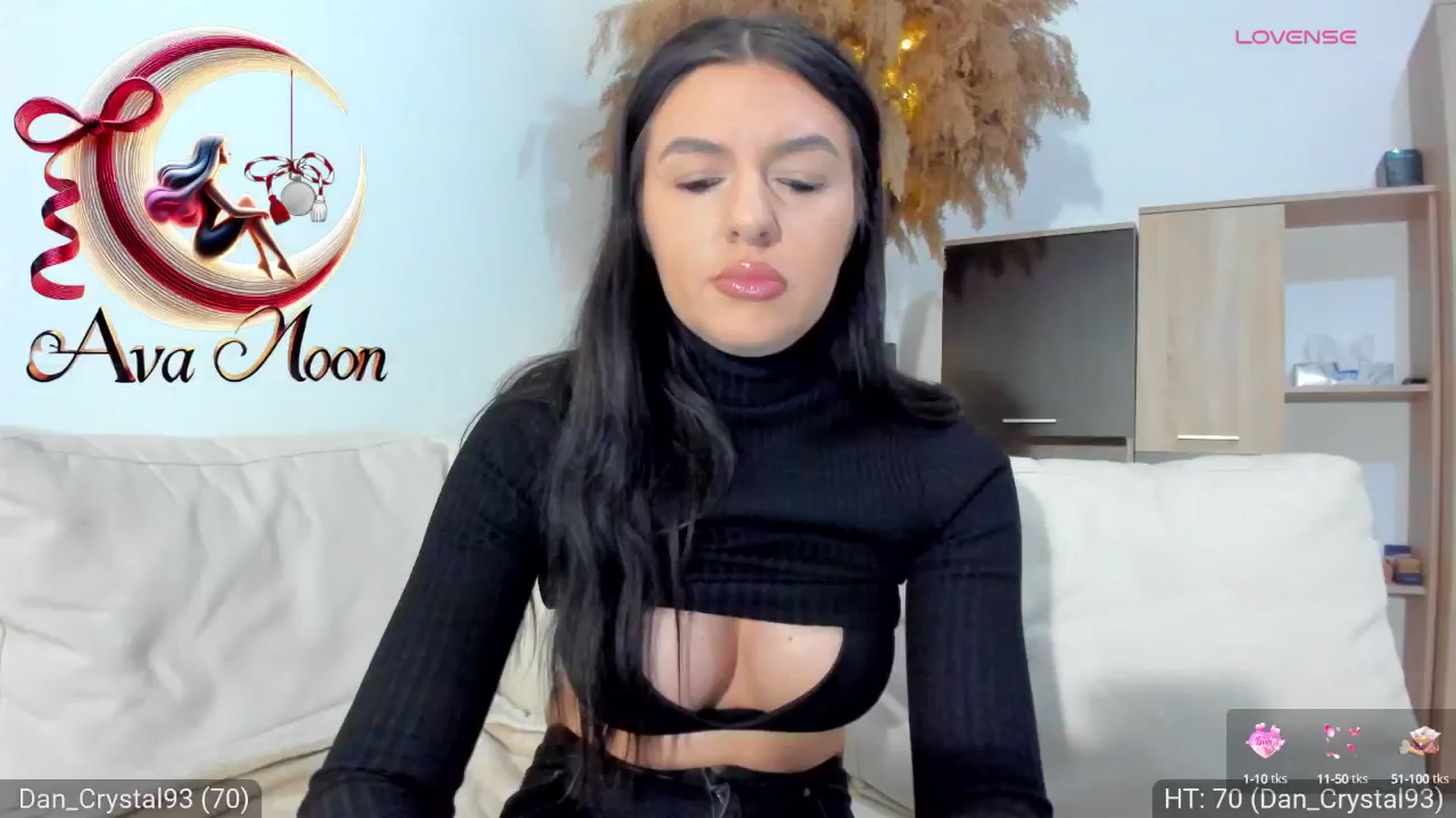Gallery image thumbnail from AvaMoonlight's myfreecams stream on, 03/02/2025, 17:11 image 3 of 20
