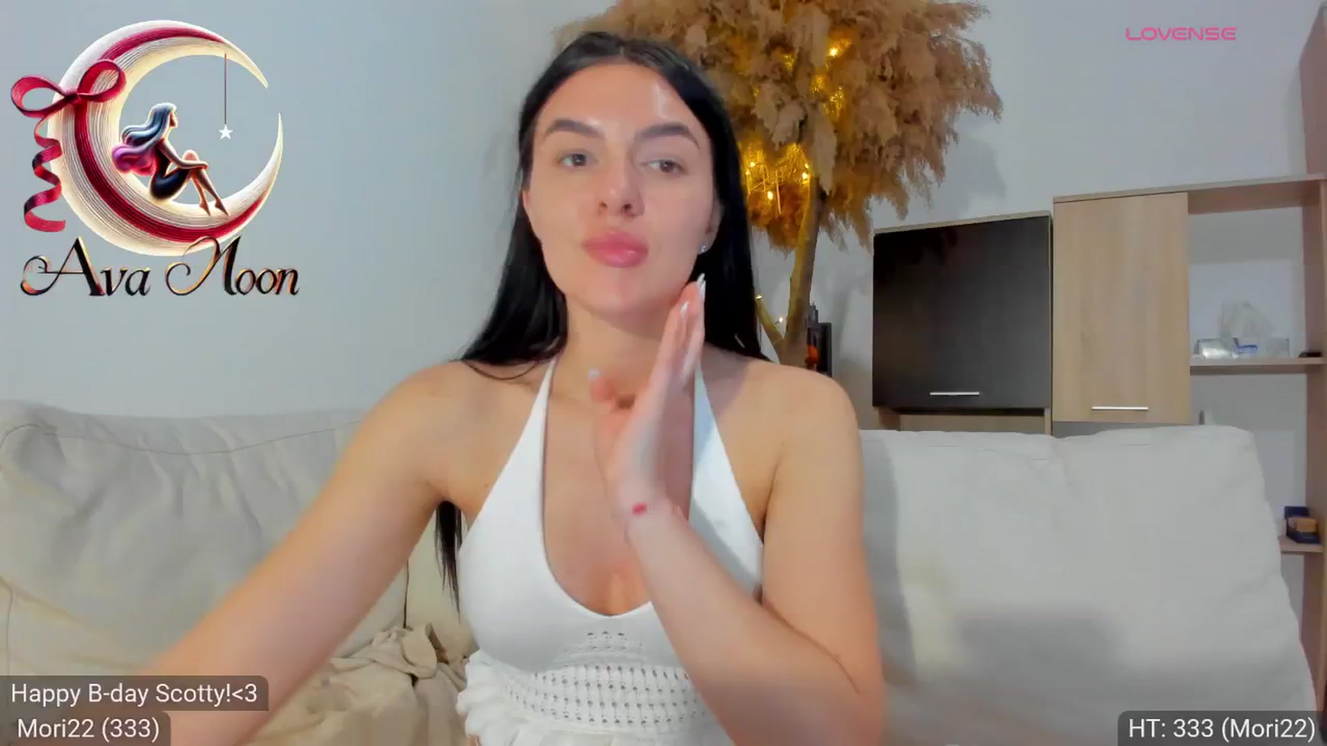 Gallery image thumbnail from AvaMoonlight's myfreecams stream on, 03/10/2025, 18:00 image 5 of 20