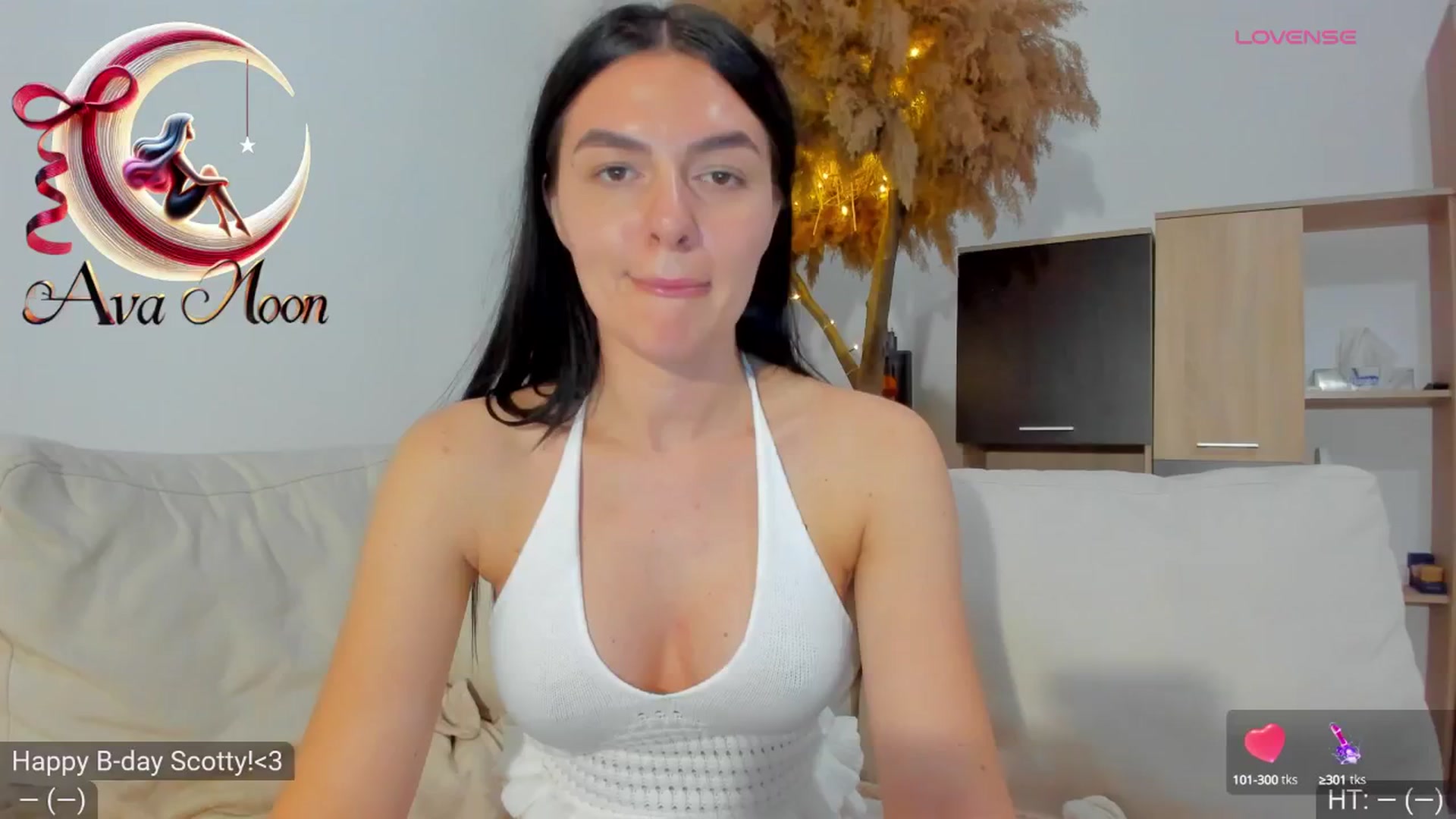 Gallery image thumbnail from AvaMoonlight's myfreecams stream on, 03/10/2025, 18:00 image 3 of 20