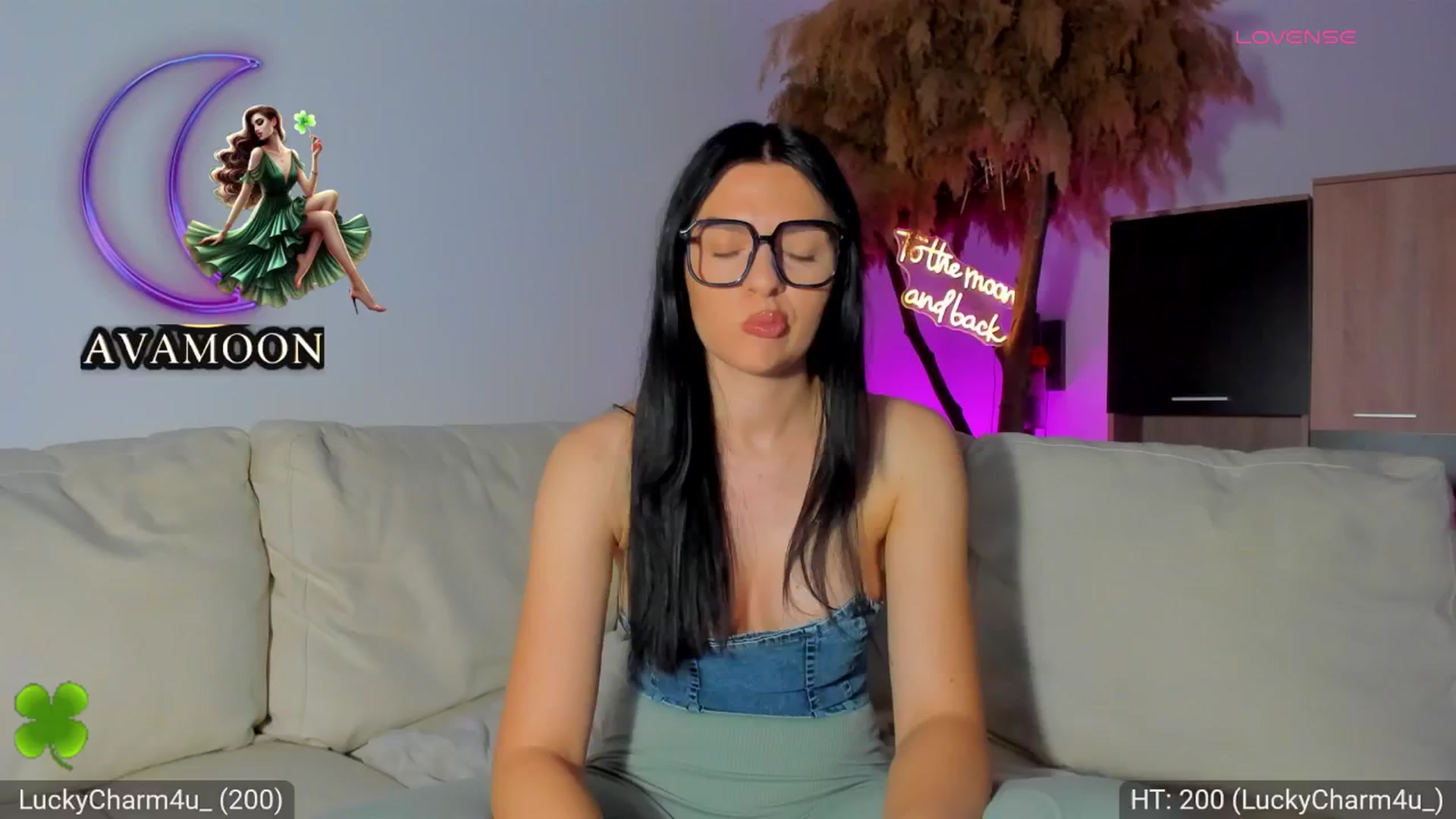 Gallery image thumbnail from AvaMoonlight's myfreecams stream on, 03/17/2025, 17:21 image 17 of 20