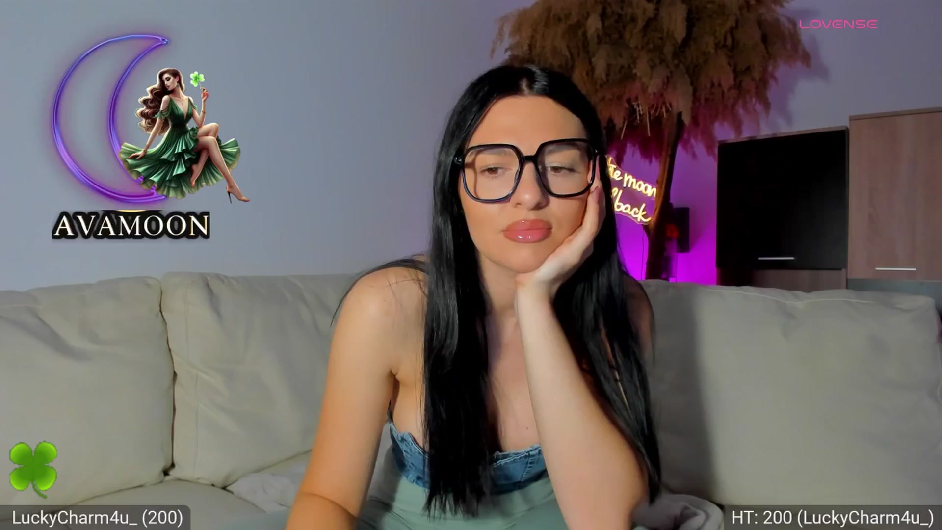 Gallery image thumbnail from AvaMoonlight's myfreecams stream on, 03/17/2025, 17:21 image 18 of 20