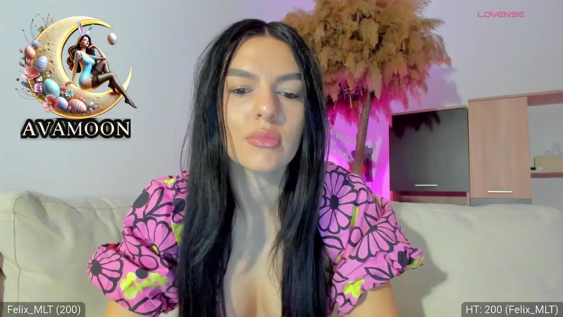 Gallery image thumbnail from AvaMoonlight's myfreecams stream on, 03/18/2025, 17:03 image 10 of 20