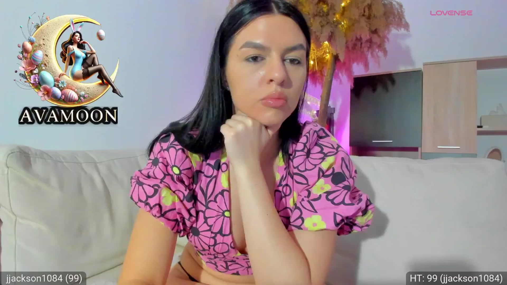 Gallery image thumbnail from AvaMoonlight's myfreecams stream on, 03/19/2025, 01:25 image 9 of 20