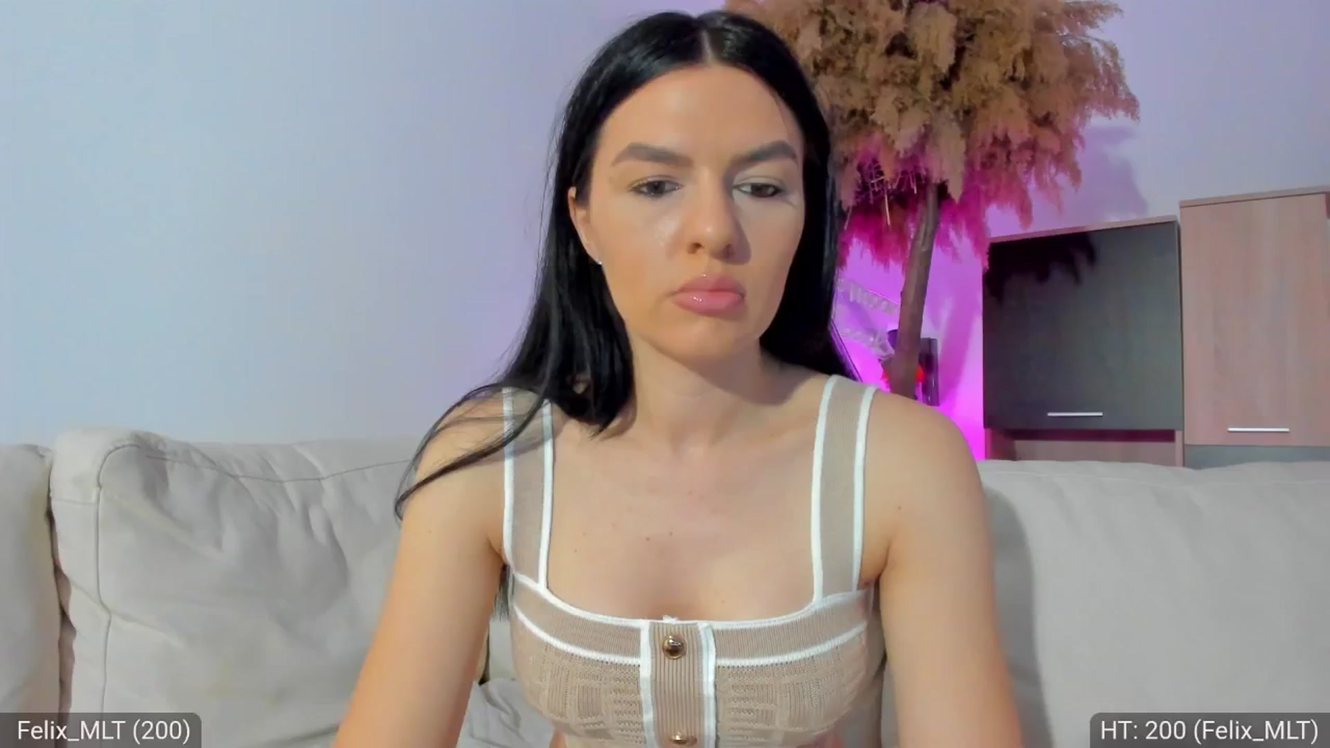 Gallery image thumbnail from AvaMoonlight's myfreecams stream on, 03/19/2025, 16:54 image 20 of 20