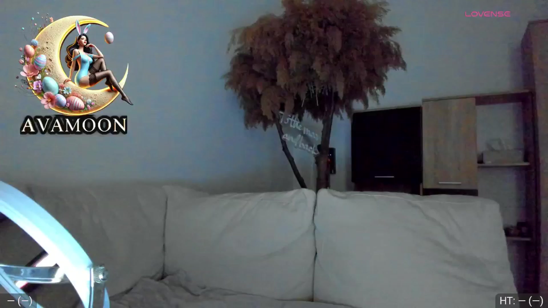 Gallery image thumbnail from AvaMoonlight's myfreecams stream on, 03/19/2025, 16:54 image 5 of 20