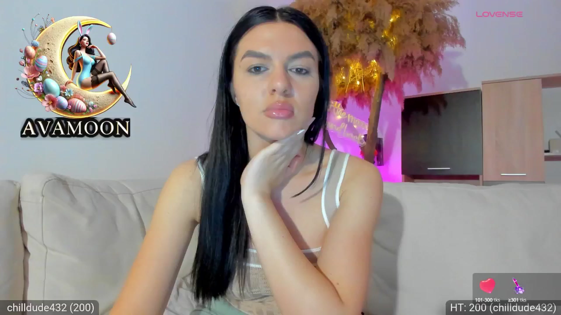 Gallery image thumbnail from AvaMoonlight's myfreecams stream on, 03/20/2025, 01:45 image 17 of 20