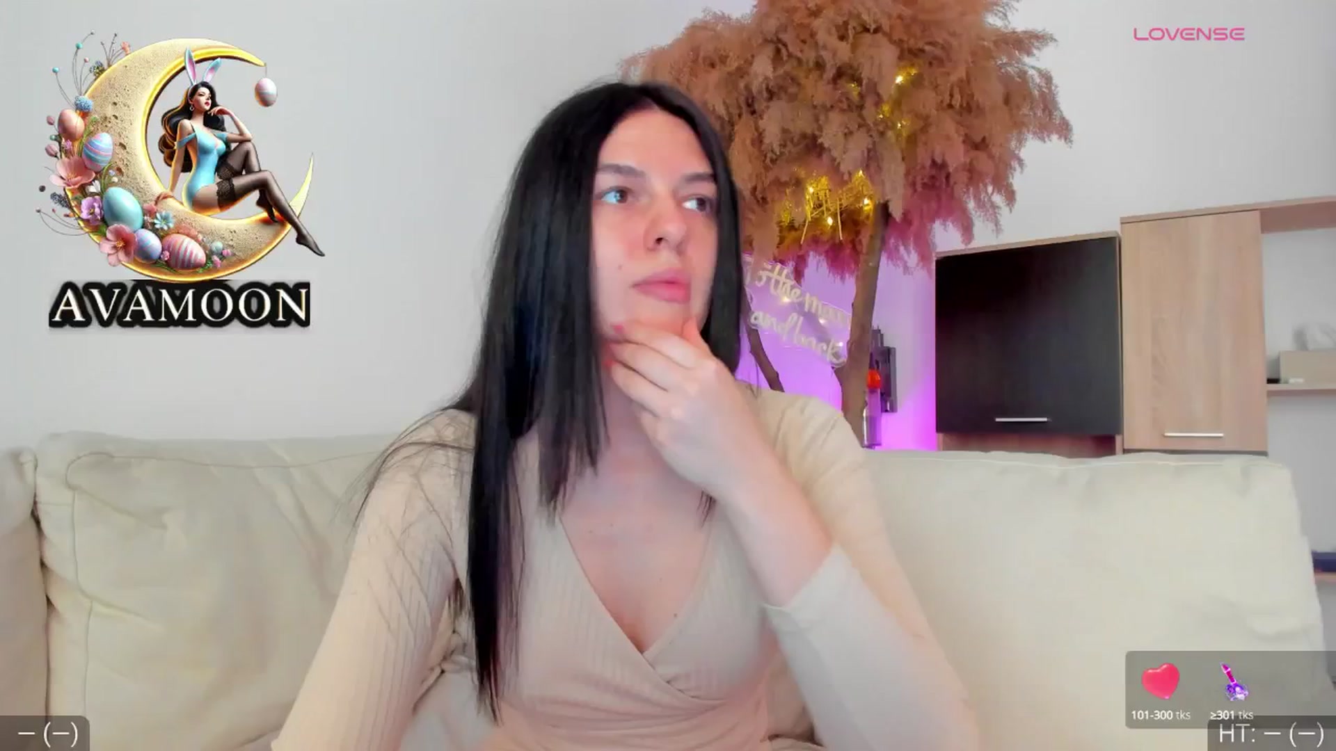 Gallery image thumbnail from AvaMoonlight's myfreecams stream on, 03/20/2025, 17:03 image 4 of 20