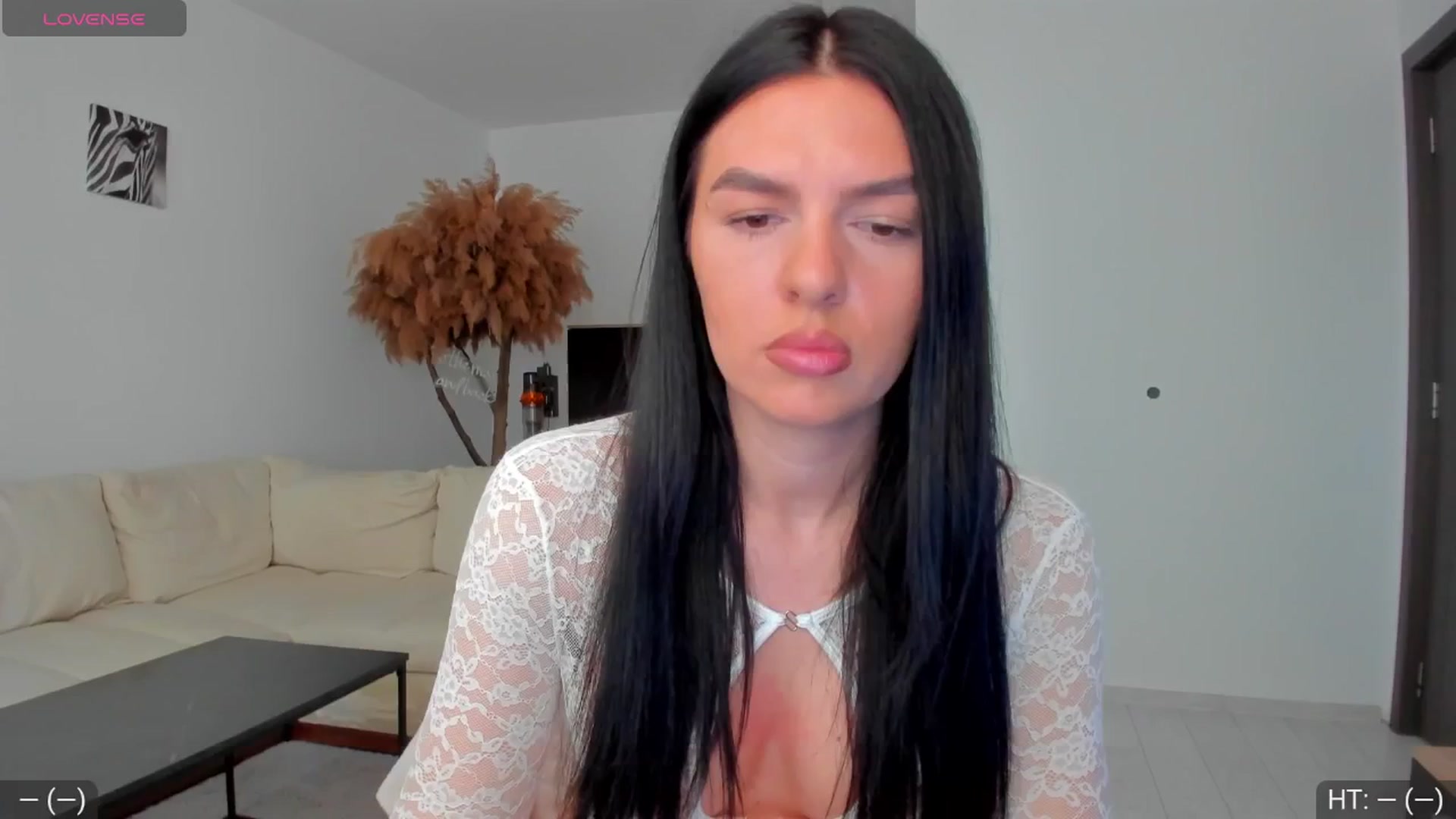 Gallery image thumbnail from AvaMoonlight's myfreecams stream on, 03/21/2025, 15:53 image 5 of 20