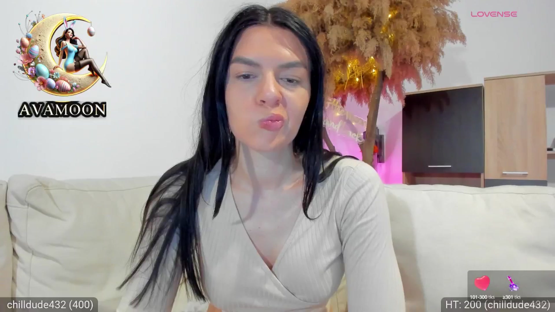Gallery image thumbnail from AvaMoonlight's myfreecams stream on, 03/24/2025, 24:56 image 11 of 20
