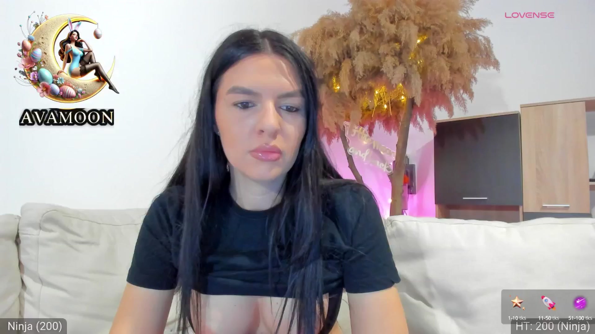 Gallery image thumbnail from AvaMoonlight's myfreecams stream on, 03/26/2025, 16:19 image 14 of 20