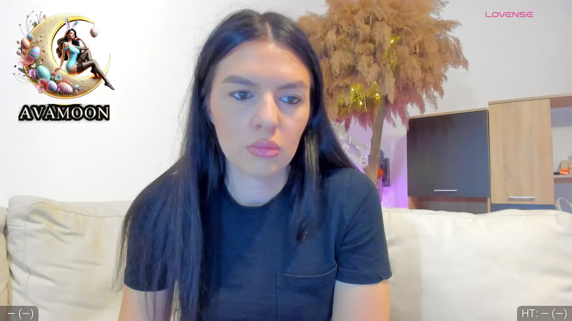 Gallery image thumbnail from AvaMoonlight's myfreecams stream on, 03/26/2025, 16:19 image 3 of 20