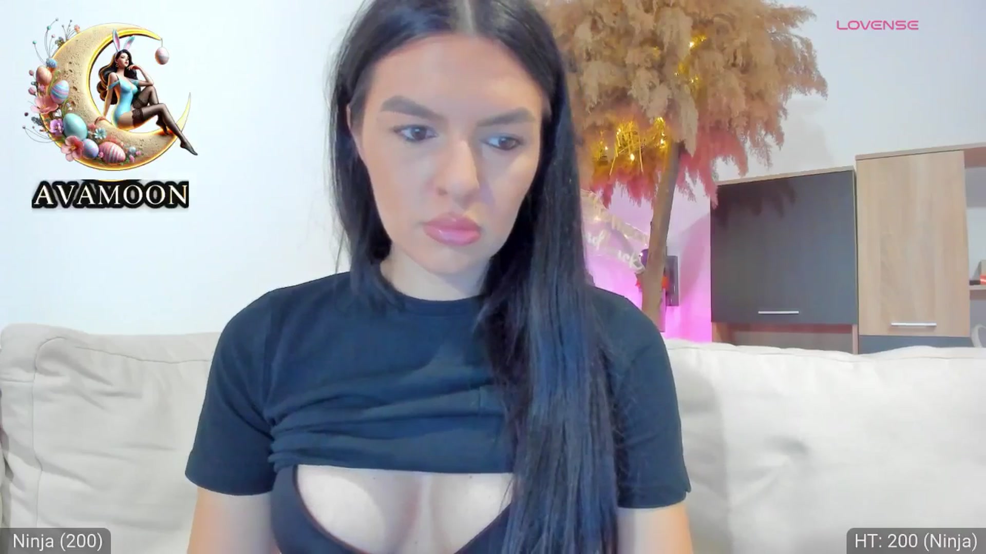 Gallery image thumbnail from AvaMoonlight's myfreecams stream on, 03/26/2025, 17:03 image 5 of 20