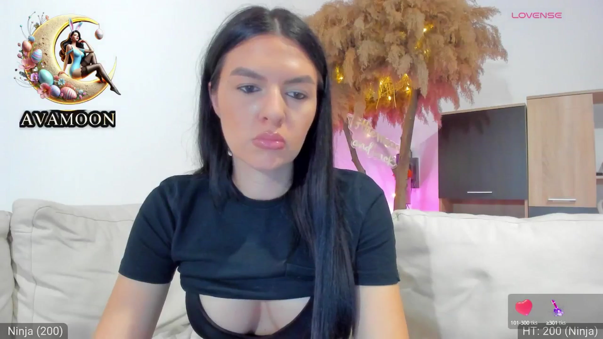 Gallery image thumbnail from AvaMoonlight's myfreecams stream on, 03/26/2025, 17:03 image 12 of 20
