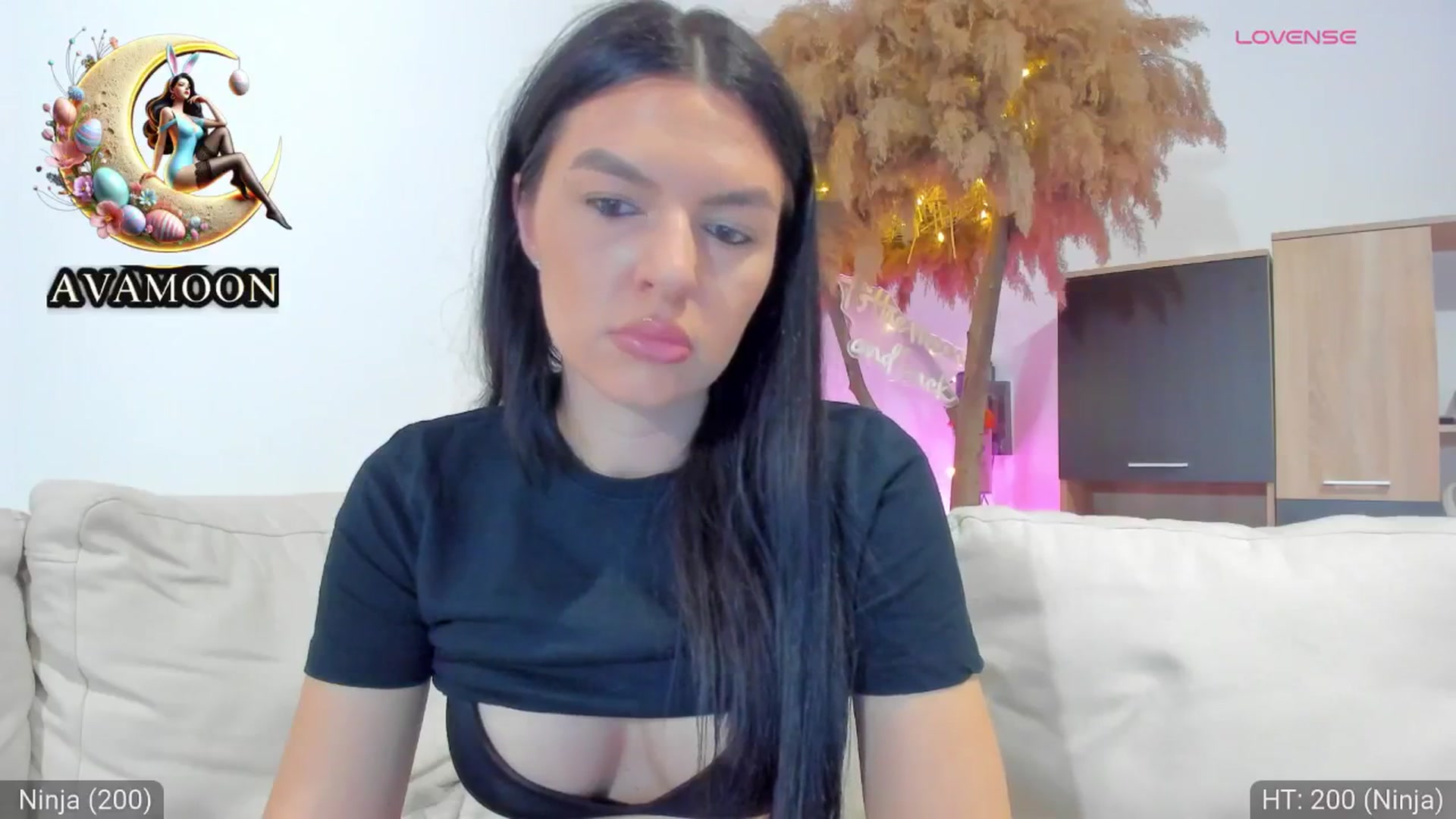 Gallery image thumbnail from AvaMoonlight's myfreecams stream on, 03/26/2025, 17:03 image 9 of 20