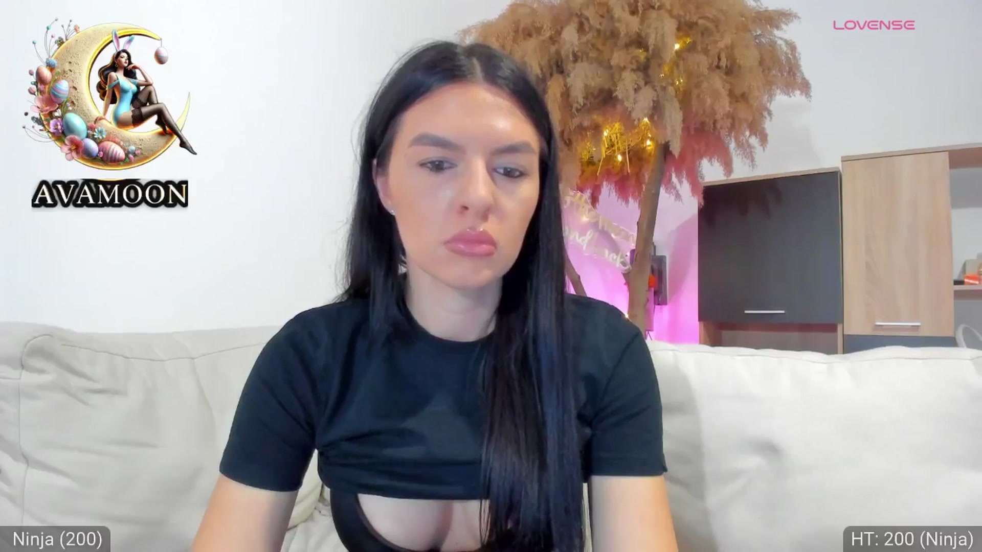 Gallery image thumbnail from AvaMoonlight's myfreecams stream on, 03/26/2025, 17:03 image 17 of 20