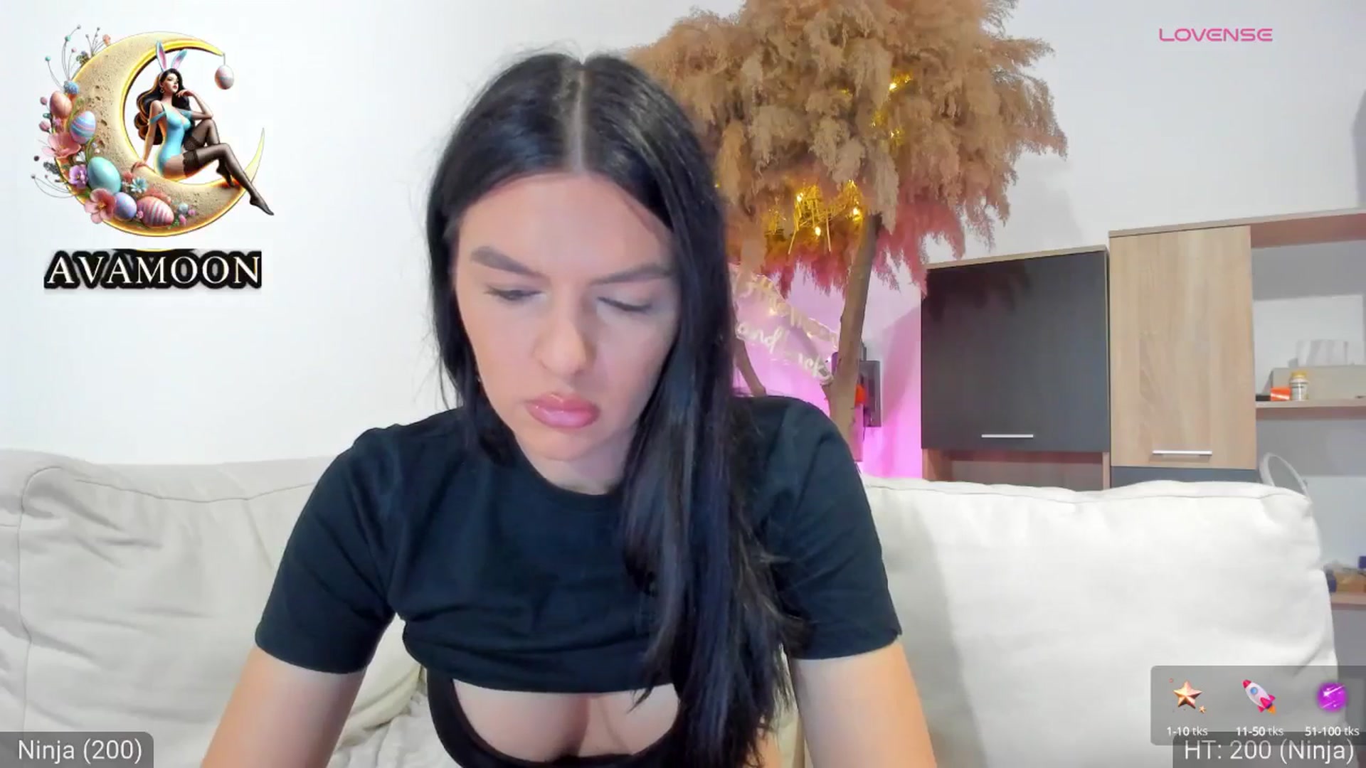 Gallery image thumbnail from AvaMoonlight's myfreecams stream on, 03/26/2025, 17:03 image 3 of 20