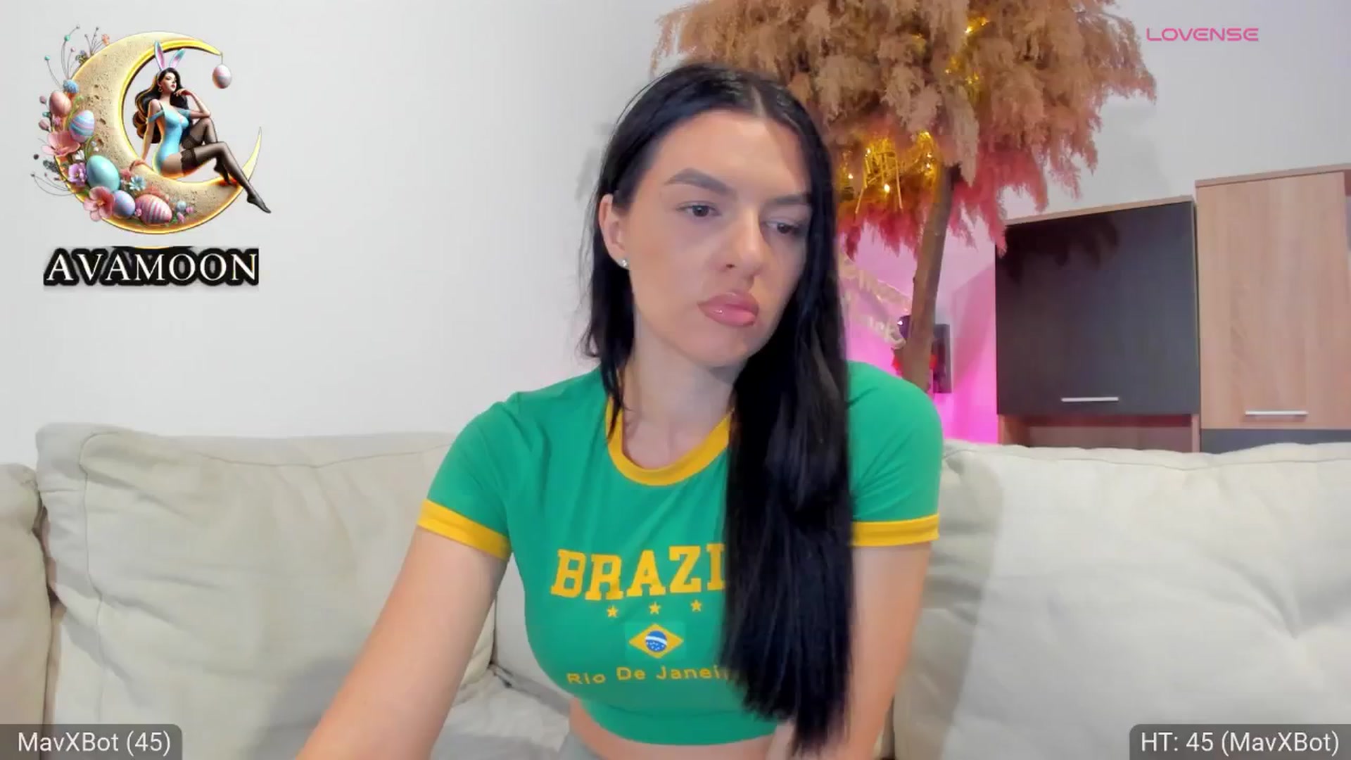 Gallery image thumbnail from AvaMoonlight's myfreecams stream on, 03/27/2025, 17:06 image 11 of 20