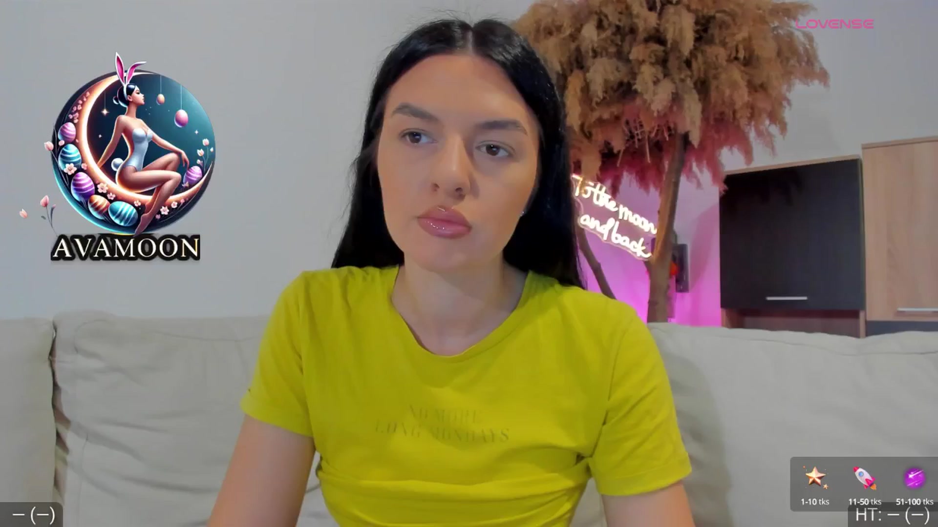 Gallery image thumbnail from AvaMoonlight's myfreecams stream on, 03/28/2025, 17:07 image 6 of 20