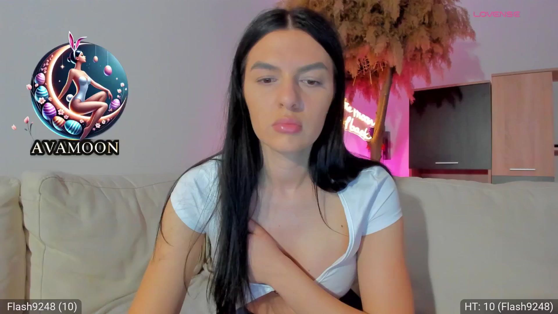 Gallery image thumbnail from AvaMoonlight's myfreecams stream on, 03/30/2025, 24:02 image 11 of 20