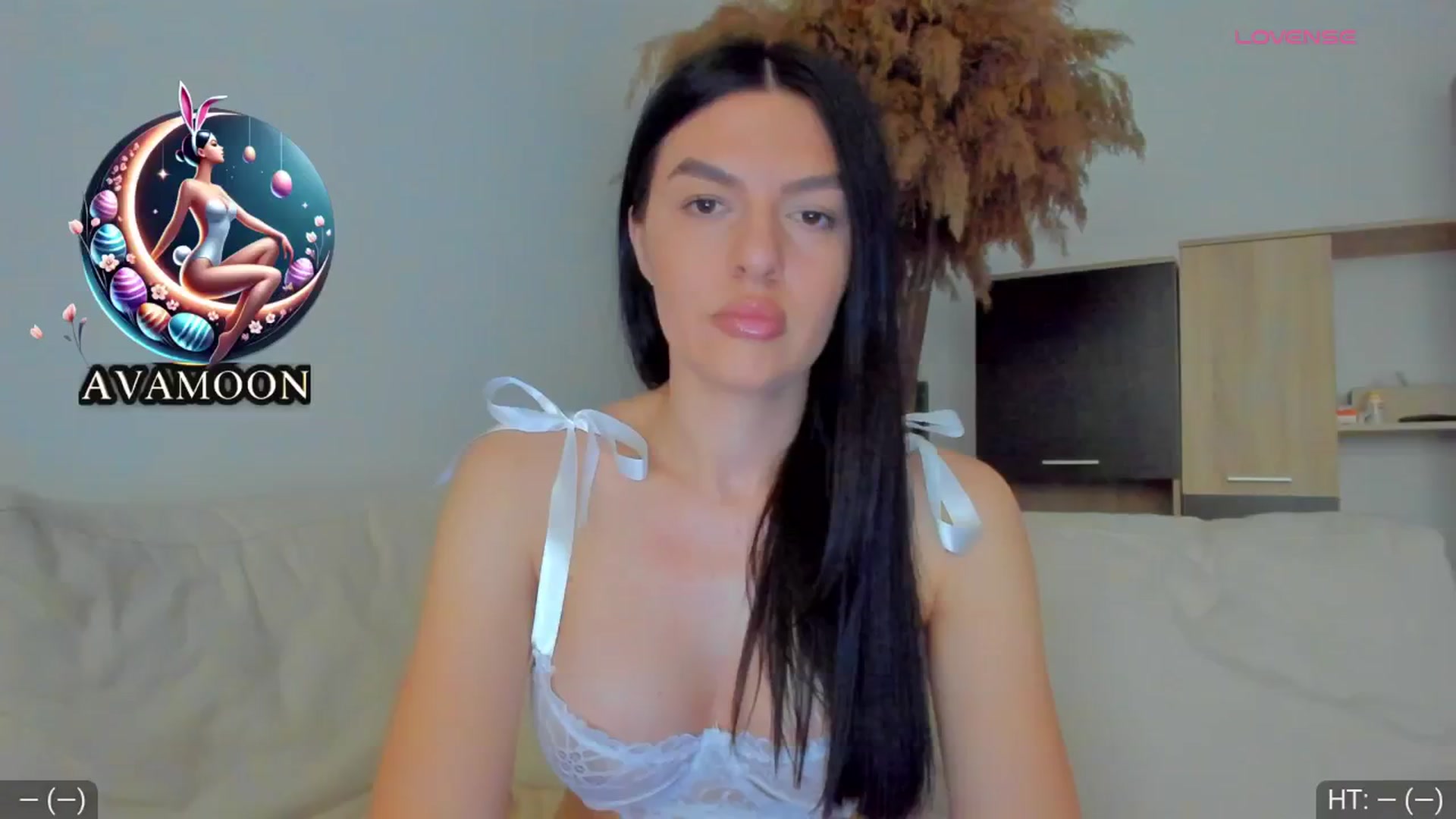 Gallery image thumbnail from AvaMoonlight's myfreecams stream on, 04/02/2025, 15:58 image 6 of 20