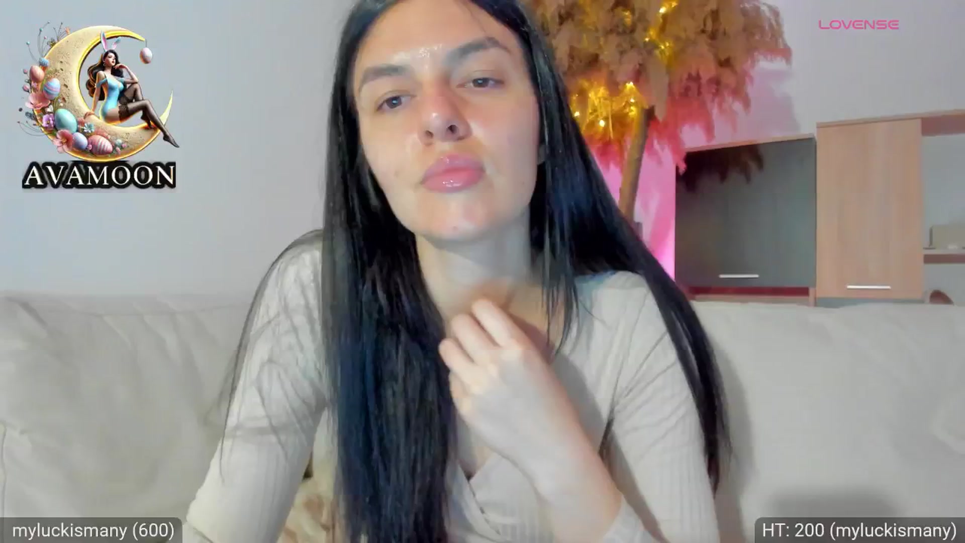 Gallery image thumbnail from AvaMoonlight's myfreecams stream on, 04/06/2025, 24:07 image 12 of 20