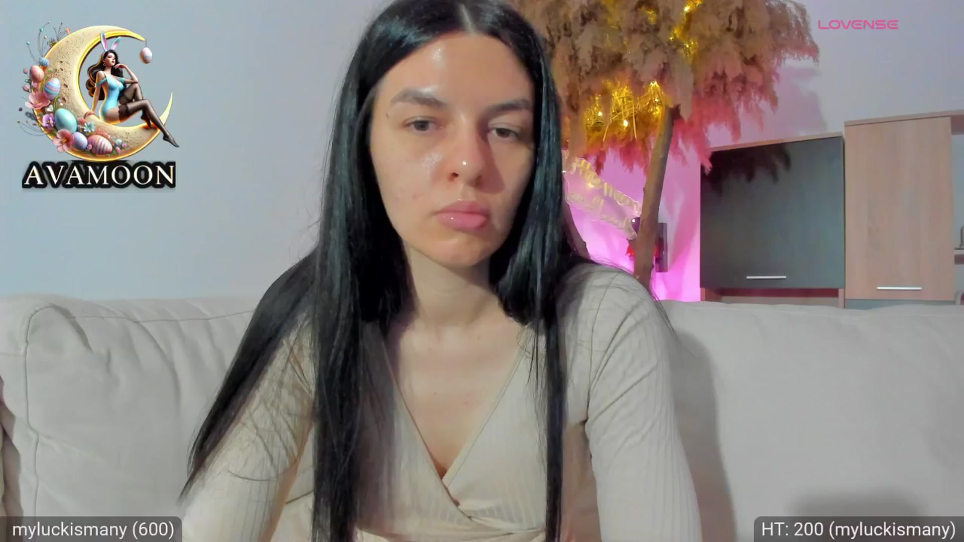 Gallery image thumbnail from AvaMoonlight's myfreecams stream on, 04/06/2025, 24:07 image 17 of 20