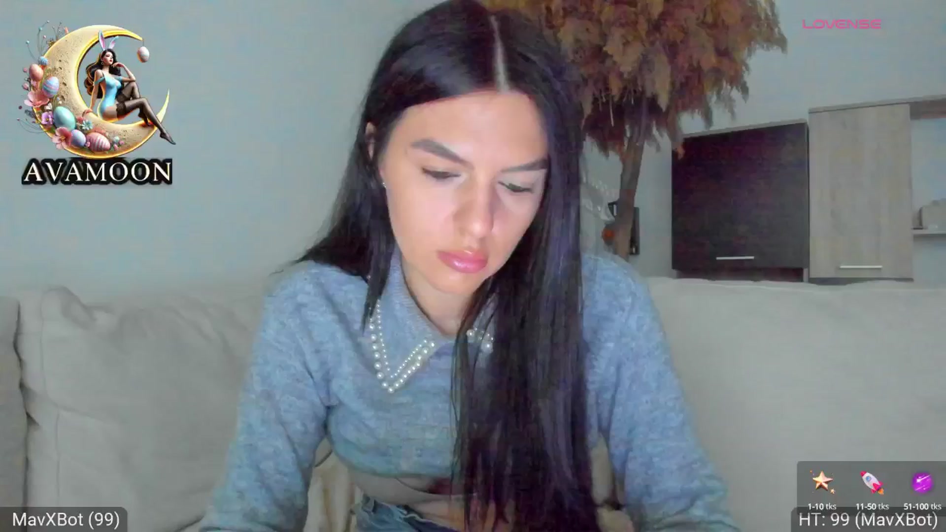 Gallery image thumbnail from AvaMoonlight's myfreecams stream on, 04/06/2025, 16:52 image 15 of 20