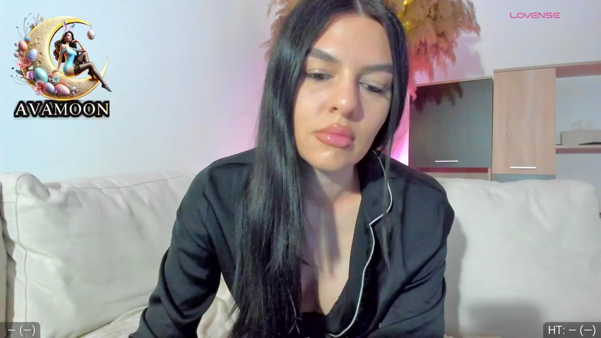 Gallery image thumbnail from AvaMoonlight's myfreecams stream on, 04/07/2025, 24:14 image 6 of 20