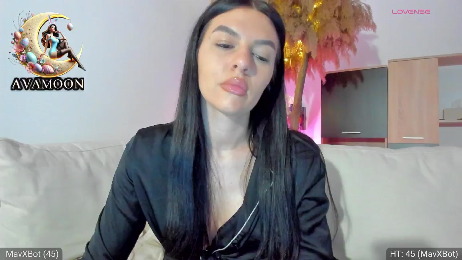 Gallery image thumbnail from AvaMoonlight's myfreecams stream on, 04/07/2025, 24:14 image 15 of 20