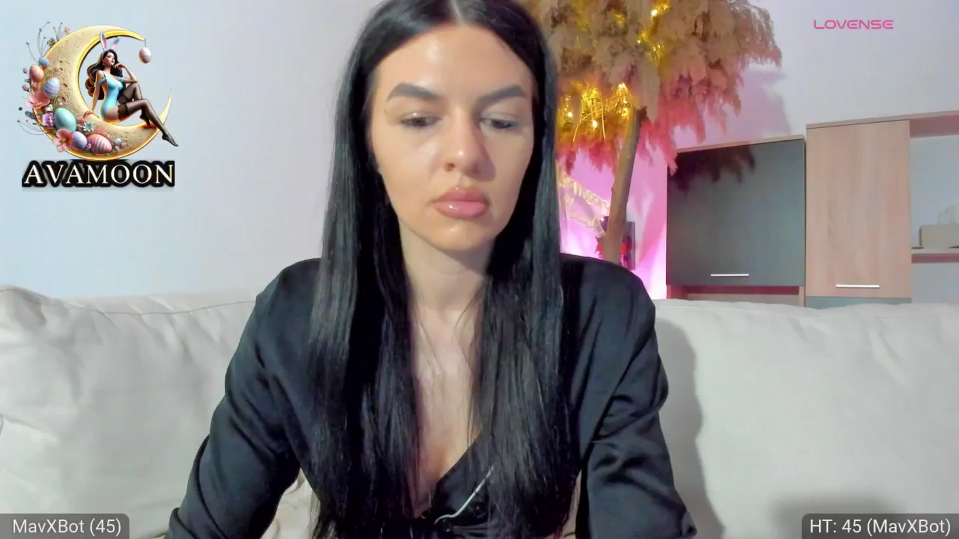 Gallery image thumbnail from AvaMoonlight's myfreecams stream on, 04/07/2025, 24:14 image 14 of 20