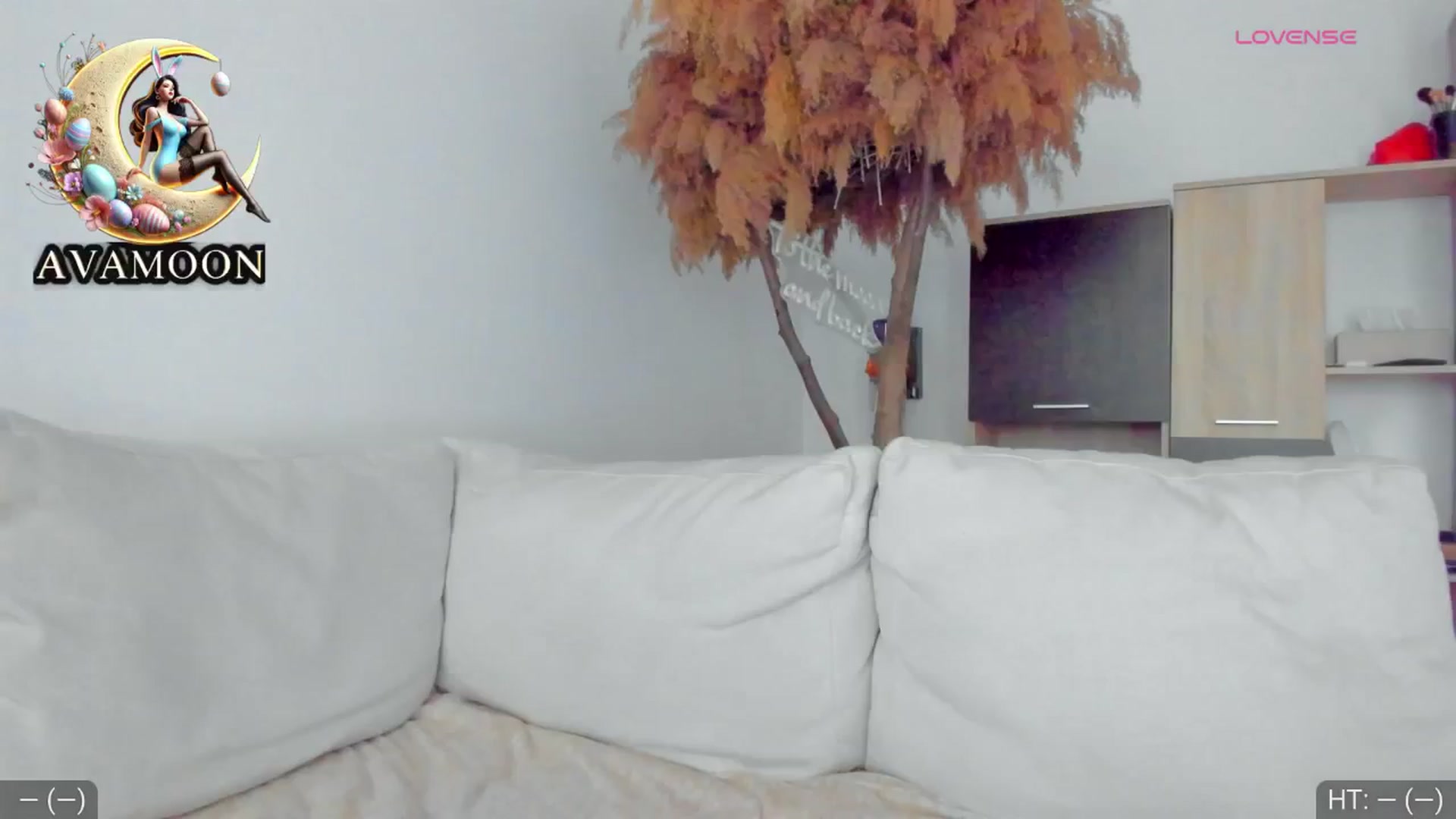 Gallery image thumbnail from AvaMoonlight's myfreecams stream on, 04/07/2025, 16:04 image 7 of 20