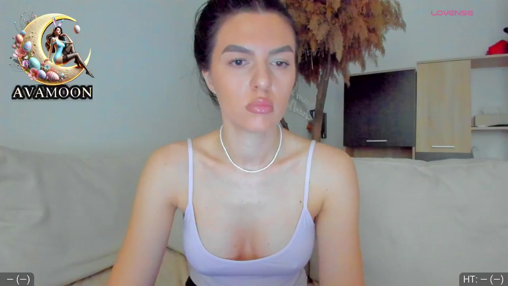 Gallery image thumbnail from AvaMoonlight's myfreecams stream on, 04/07/2025, 16:04 image 12 of 20
