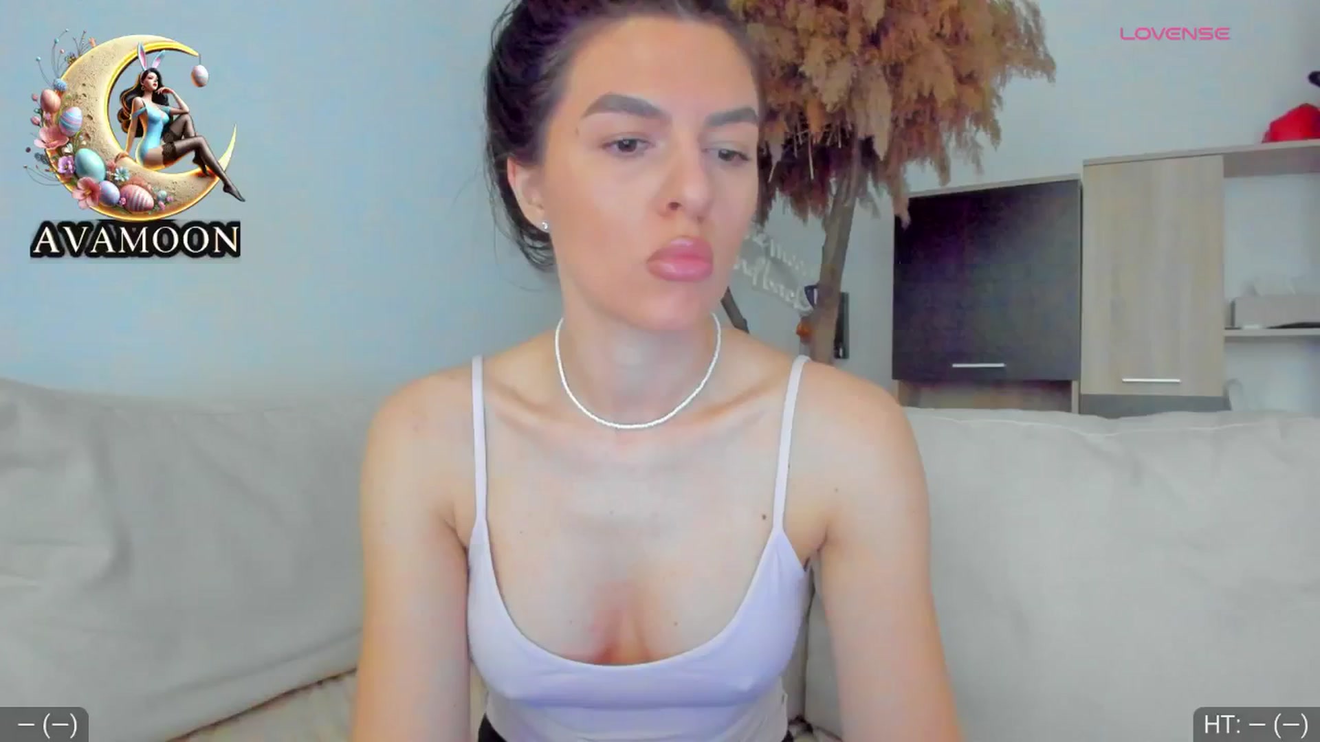 Gallery image thumbnail from AvaMoonlight's myfreecams stream on, 04/07/2025, 16:04 image 8 of 20