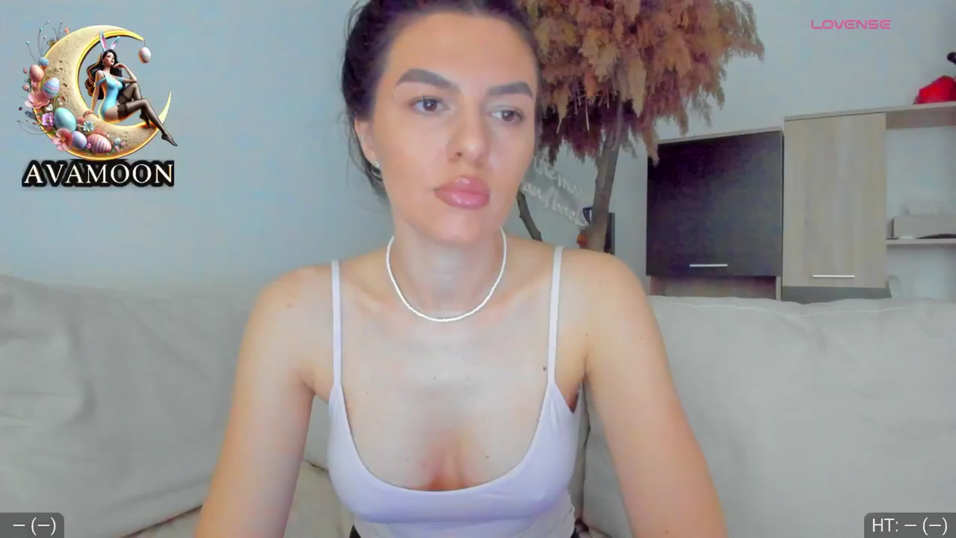 Gallery image thumbnail from AvaMoonlight's myfreecams stream on, 04/07/2025, 16:04 image 10 of 20