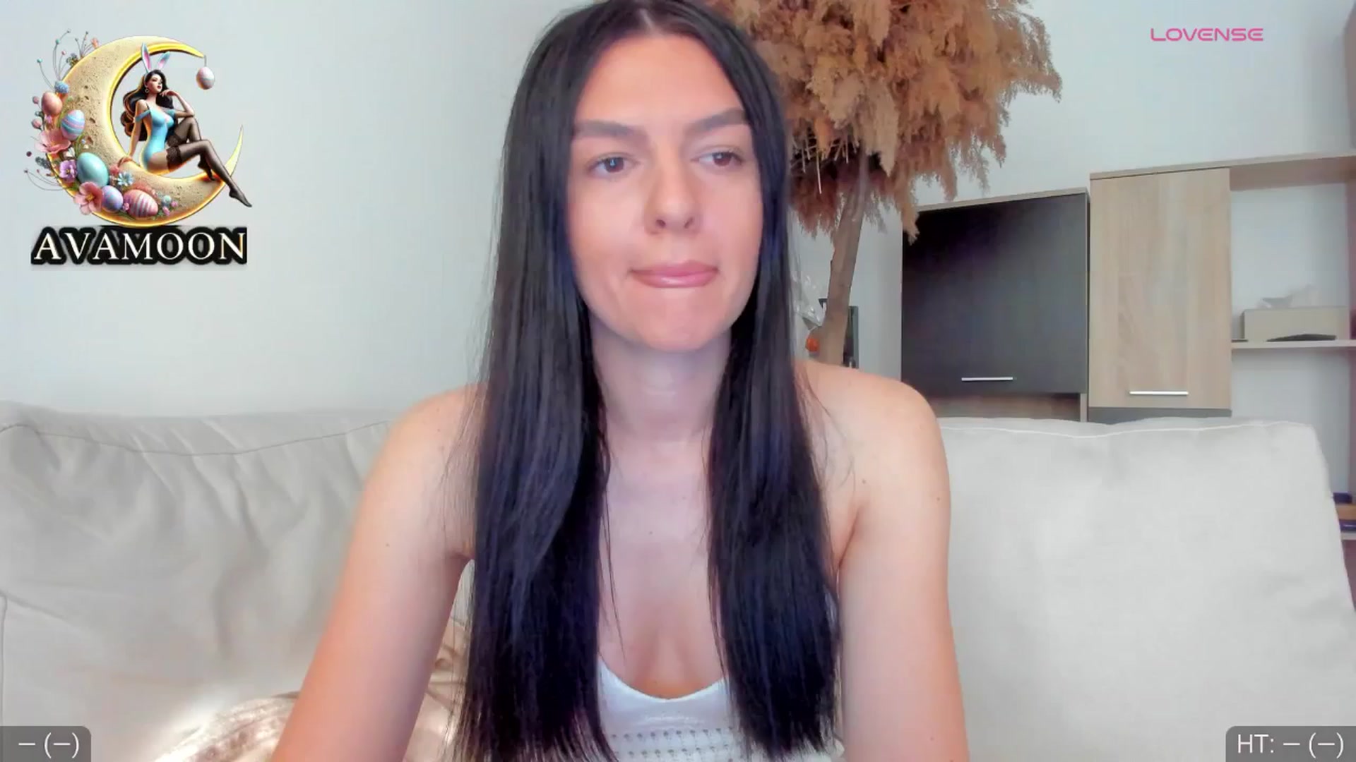 Gallery image thumbnail from AvaMoonlight's myfreecams stream on, 04/08/2025, 16:03 image 11 of 20