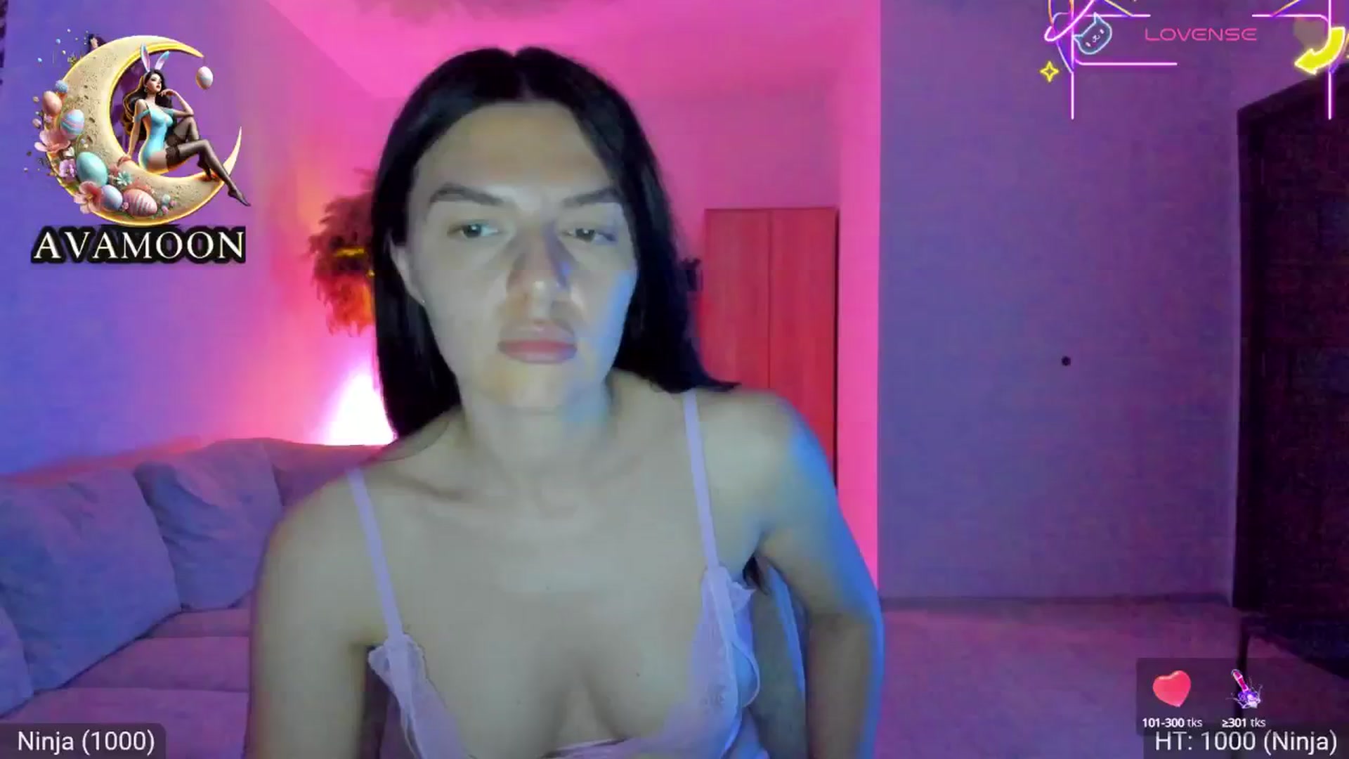 Gallery image thumbnail from AvaMoonlight's myfreecams stream on, 04/13/2025, 23:55 image 9 of 20